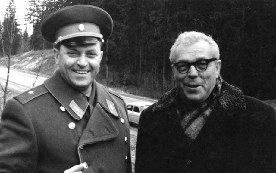 Экспонат #77. С генерал-майором О. Кулишевым. 1968 год